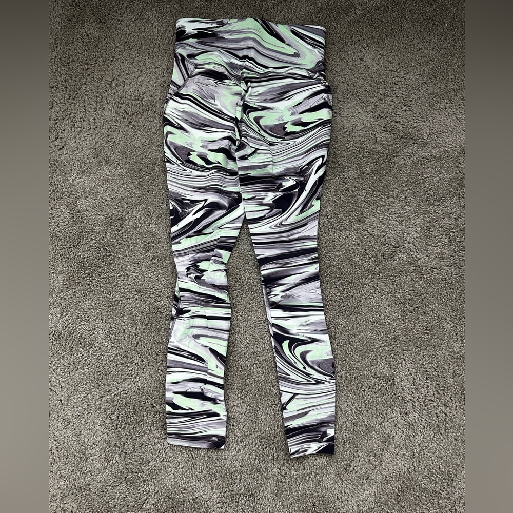 Lululemon Base Pace 25” Swirl Print Leggings - Black, White, Green